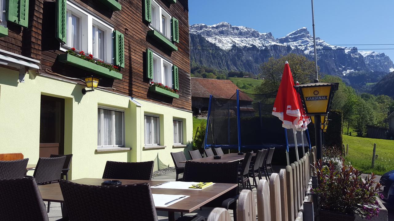 Hotel Alpenblick Muotathal Екстер'єр фото